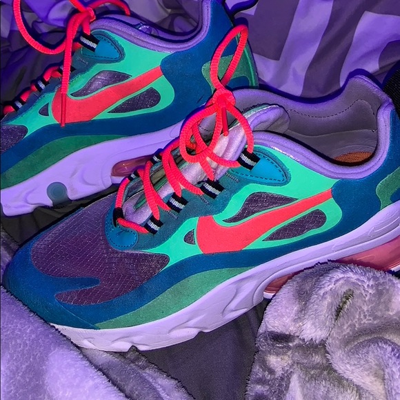 nike air max 270 reacts - Picture 1 of 4